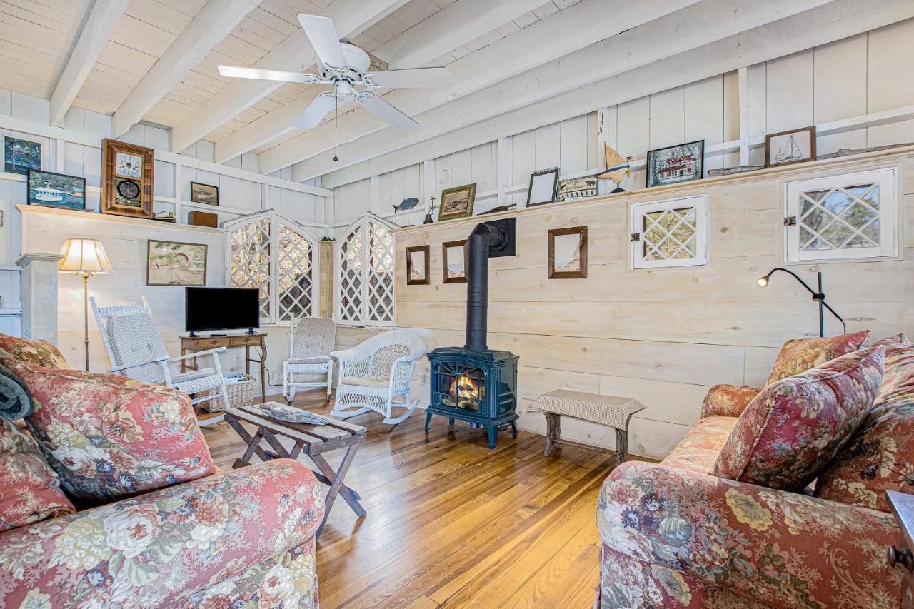 Anna'S Cottage Saugatuck Kültér fotó